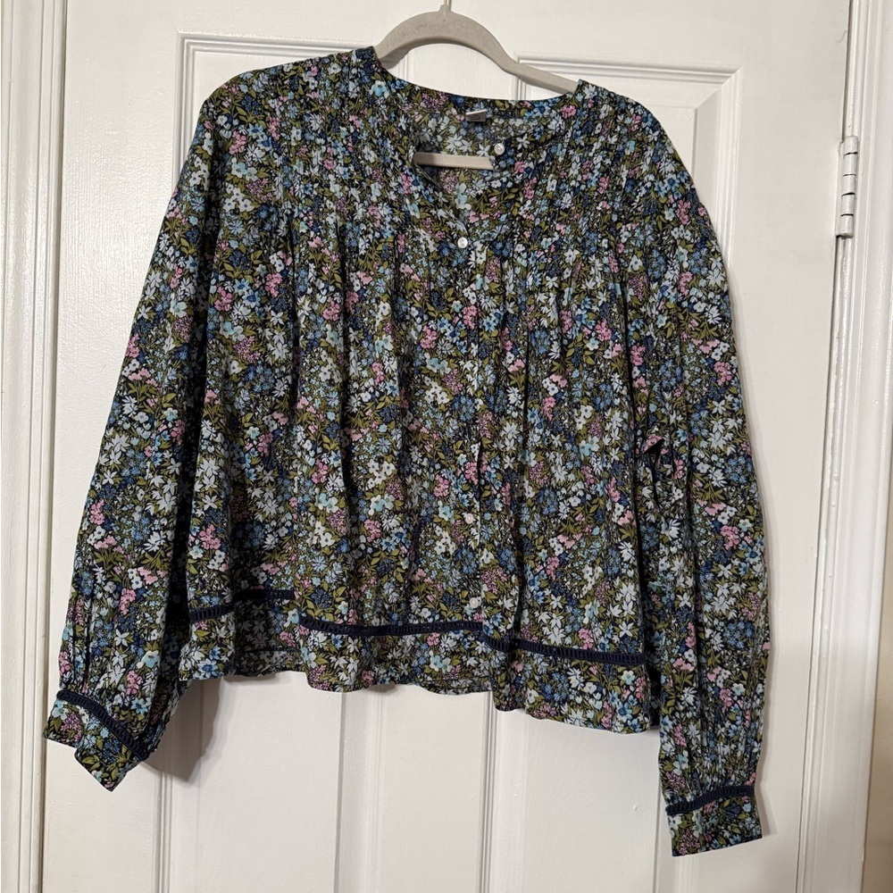 Old Navy Olive Floral Button-Front Smocked Blouse